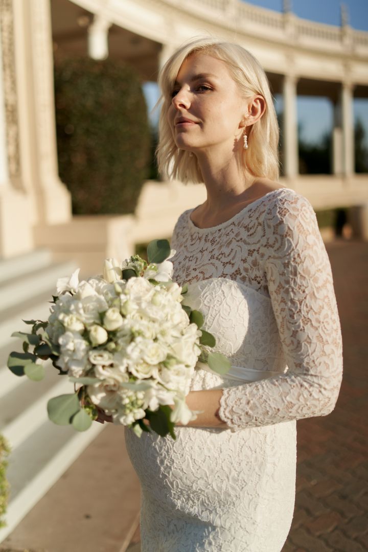 Umstandsbrautkleid mit Herz-Dekolleté