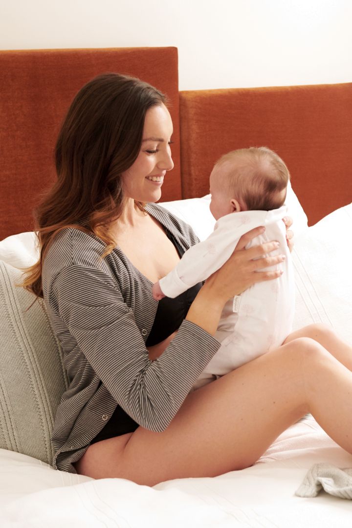 Maternity and nursing nightdress with button strip