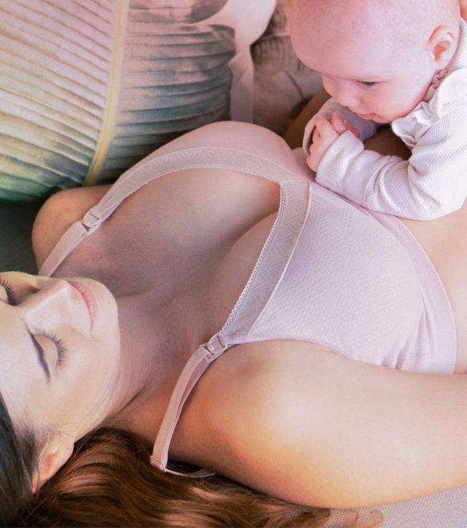 Seamless Regular Cup Still BH mit Spitze rosa