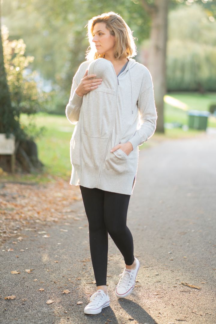 Long Umstands-Hoodie und Tragejacke