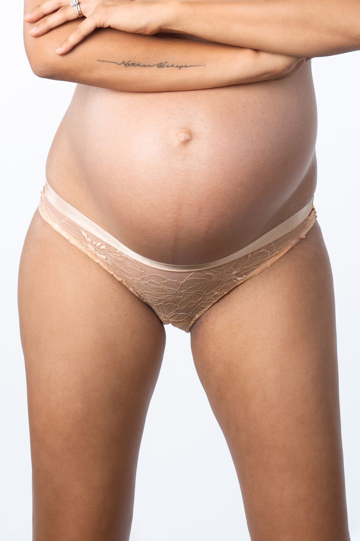 True Luxe Umstandsslip aus Spitze apricot