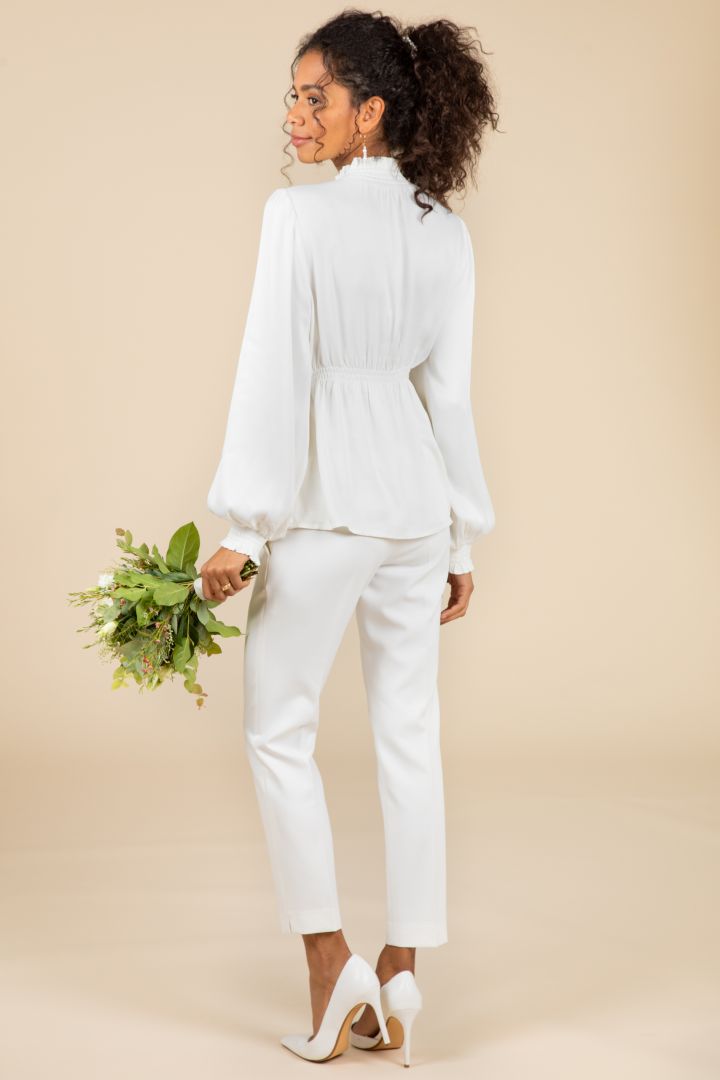 Umstandsbrautbluse mit Stehkragen