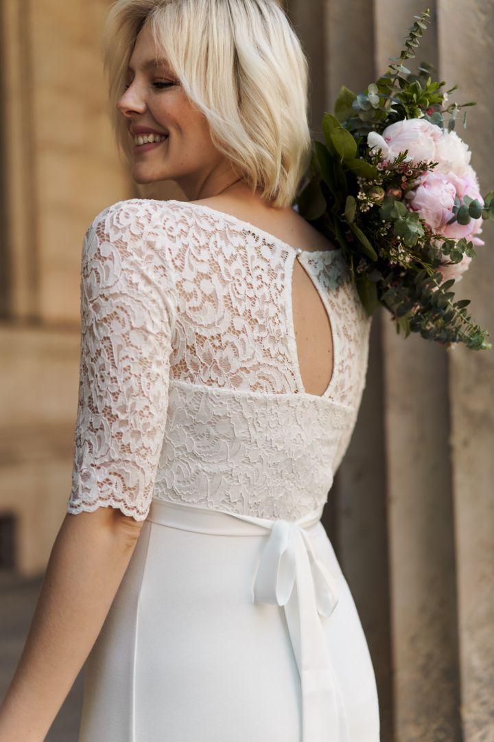 Plus Size Umstandsbrautkleid mit Rückenausschnitt lang