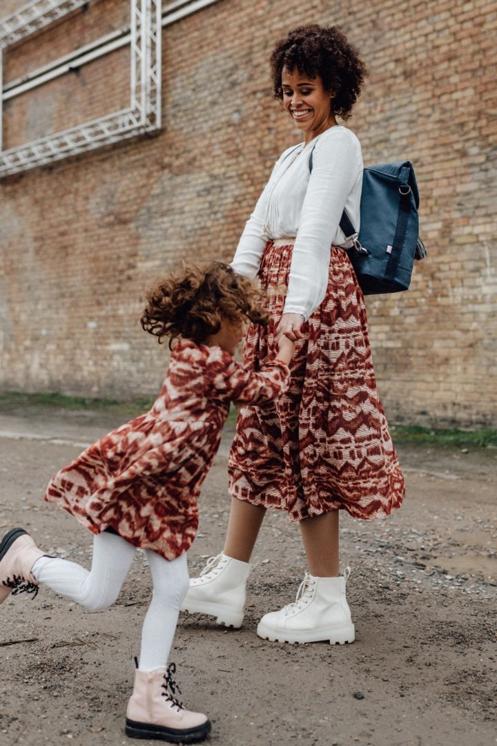 2 in 1 Wickeltasche und Rucksack ocean blue