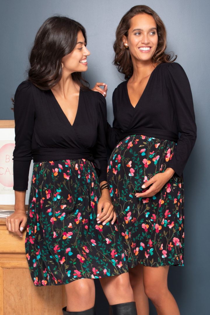 Umstands- und Stillkleid in Wickeloptik mit Blumen Print
