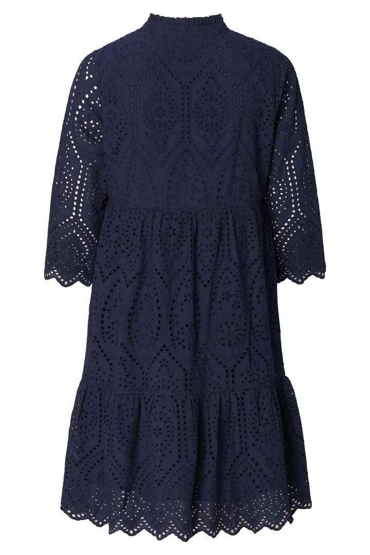 Umstands- und Stillkleid aus Häkelspitze