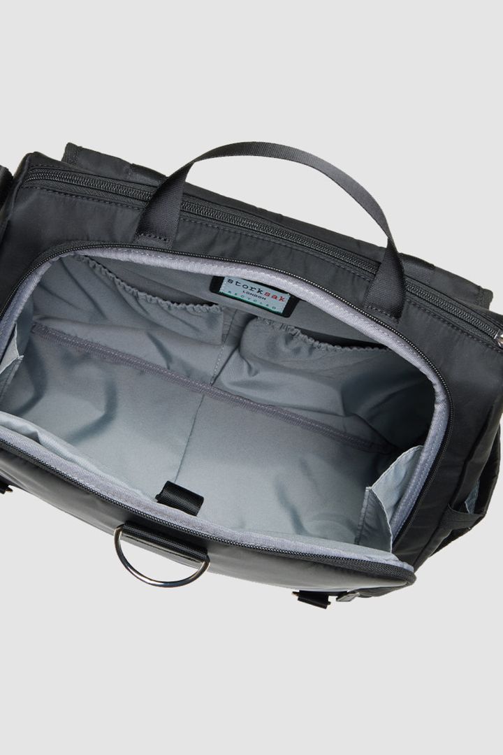 Storksak Eco 2 in 1 Wickeltasche und Rucksack schwarz