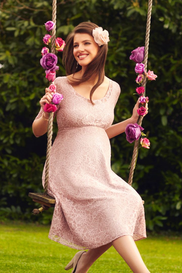 Festliches Umstandskleid mit Spitze