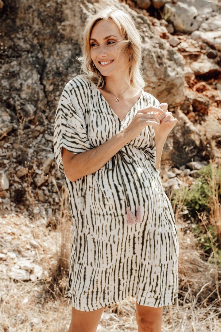 Umstands- und Stillkaftan mit Batik Print