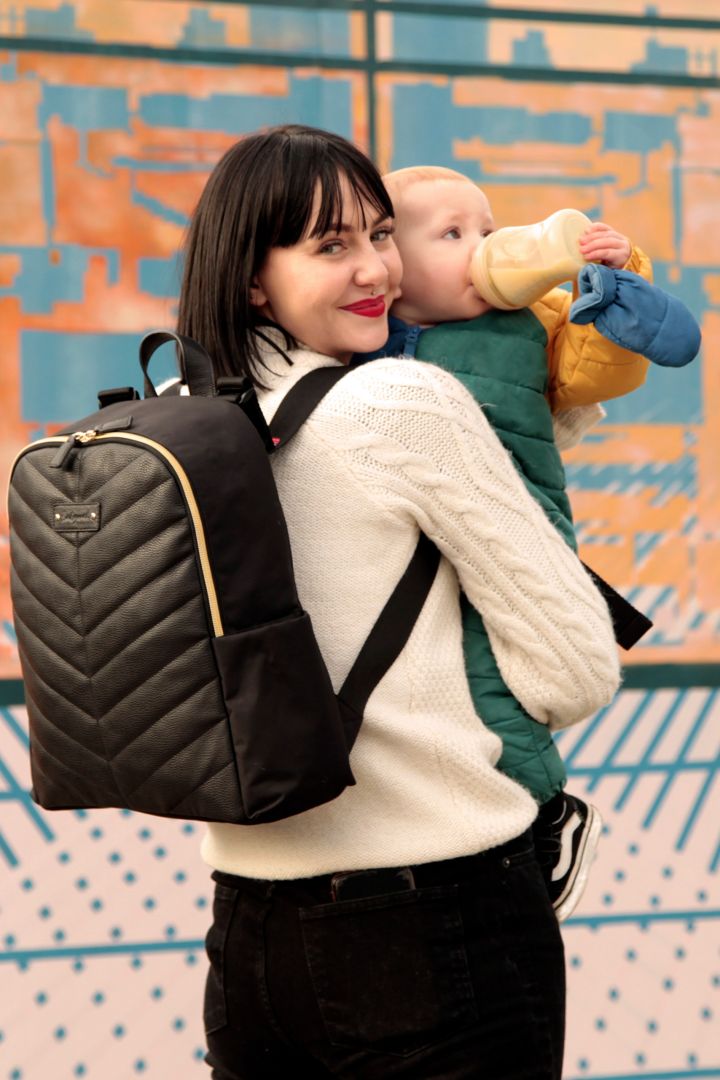 Babymel Wickelrucksack mit Kunstledereinsatz schwarz