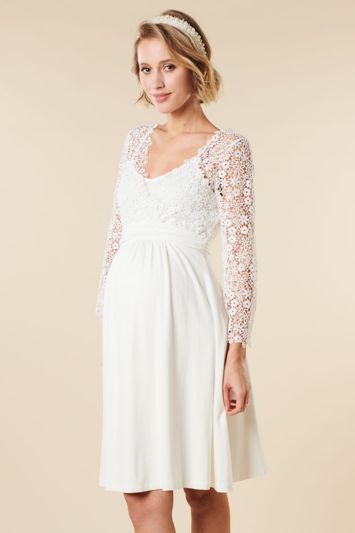 Umstandsbrautkleid mit Boho Blumenspitze