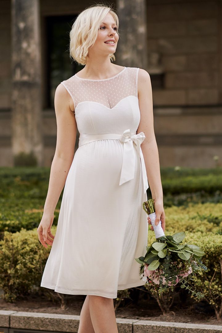 Umstandsbrautkleid mit Pünktchenspitze