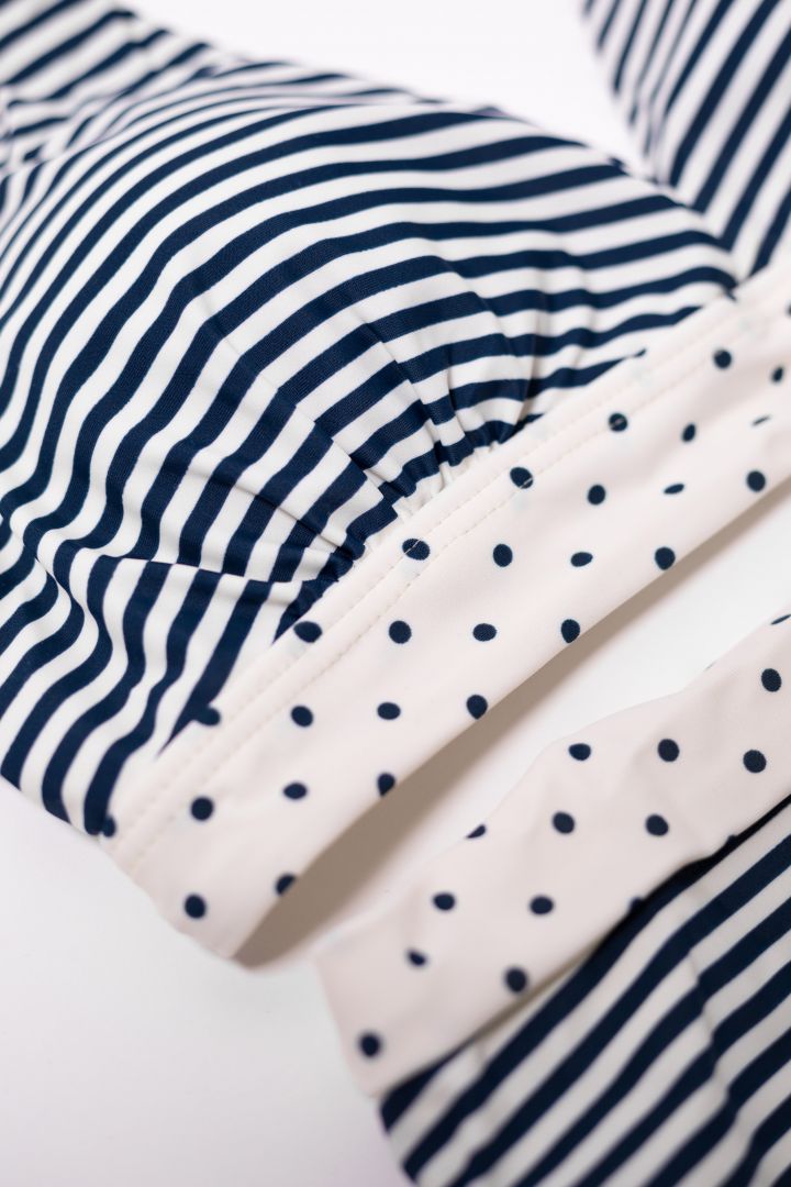 Umstandsbikini mit Streifen