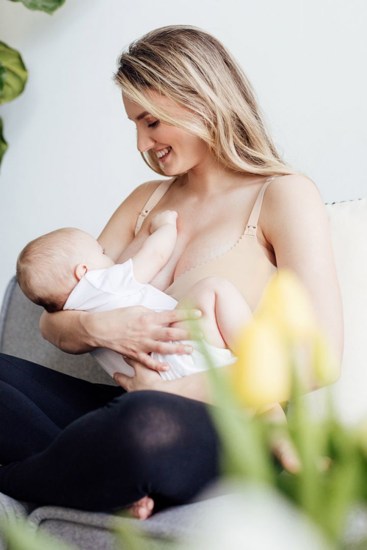 Invisible Seamless Still BH nude