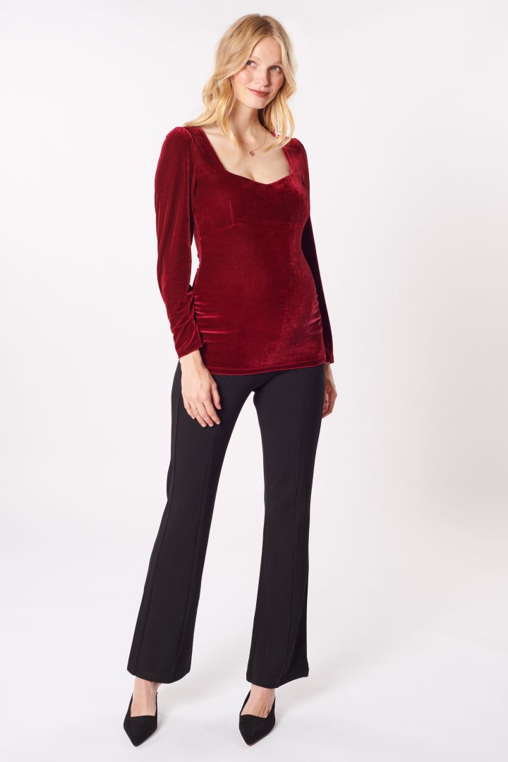 Samt Umstandsshirt mit Herzausschnitt
