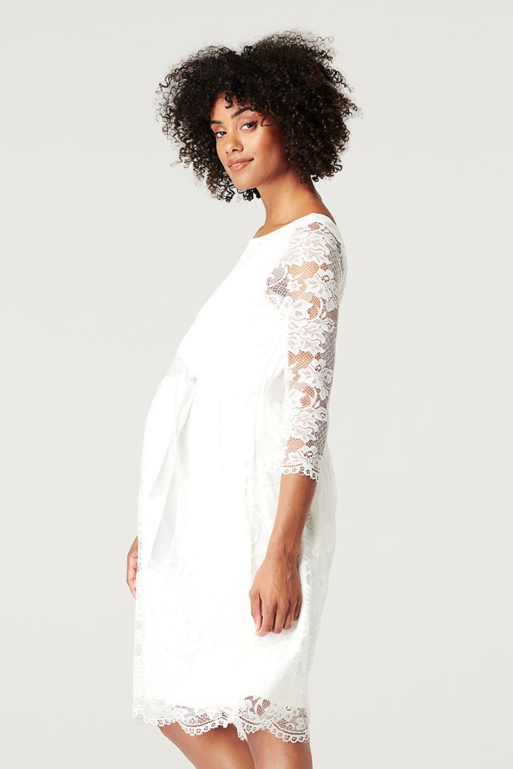 Umstandsbrautkleid aus Spitze mit 3/4 Ärmeln