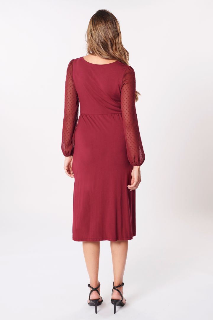 Umstandskleid in Wickeloptik mit Spitzenärmeln burgund