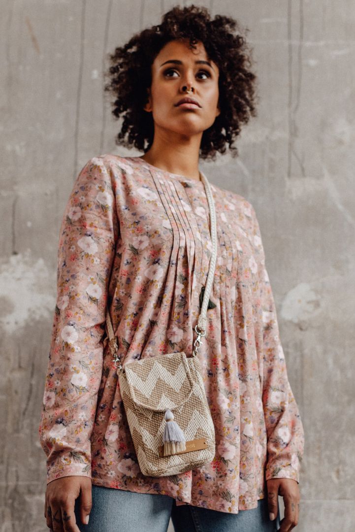 Umstands- und Still-Tunika mit Biesen und Blumen Print