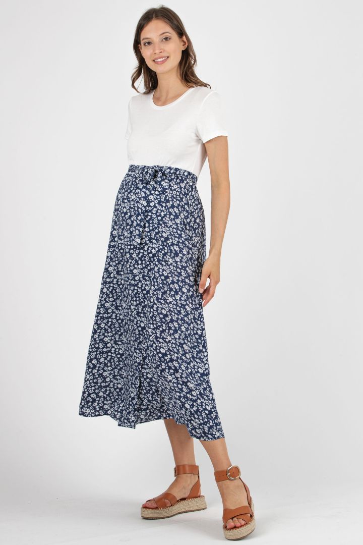 Umstandskleid mit Jerseytop und Blumenrock blau