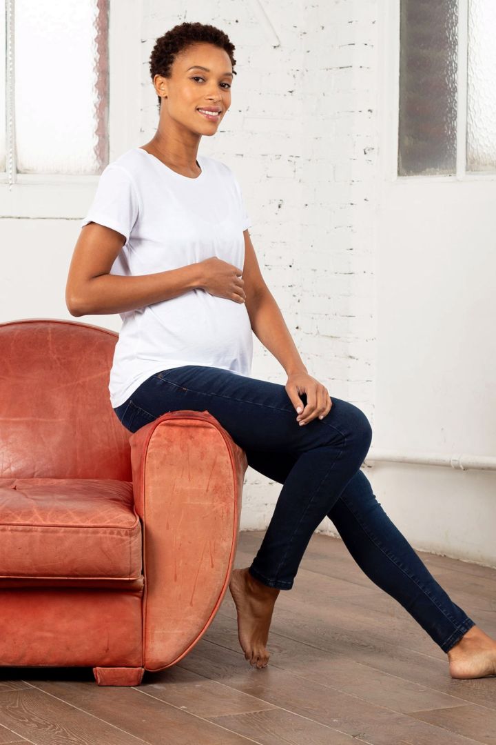 Umstandsjeans mit abnehmbarem Bauchband dark denim