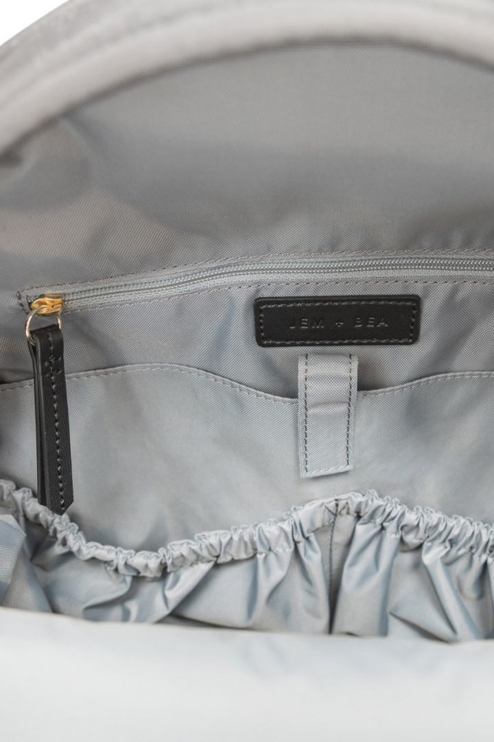 Wickelrucksack Pythonoptik schwarz