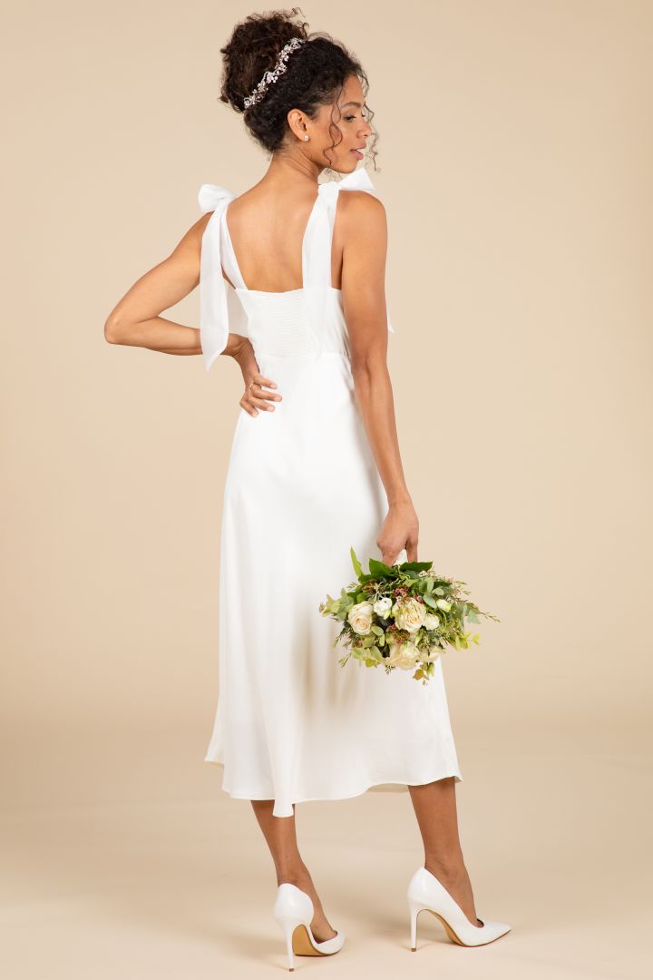 Umstandsbrautkleid mit Organza Schleifen