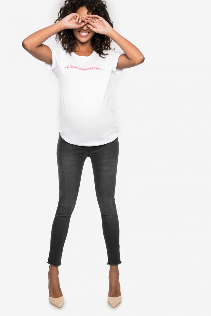 Cropped Umstandsjeans mit offenen Saumkanten schwarz