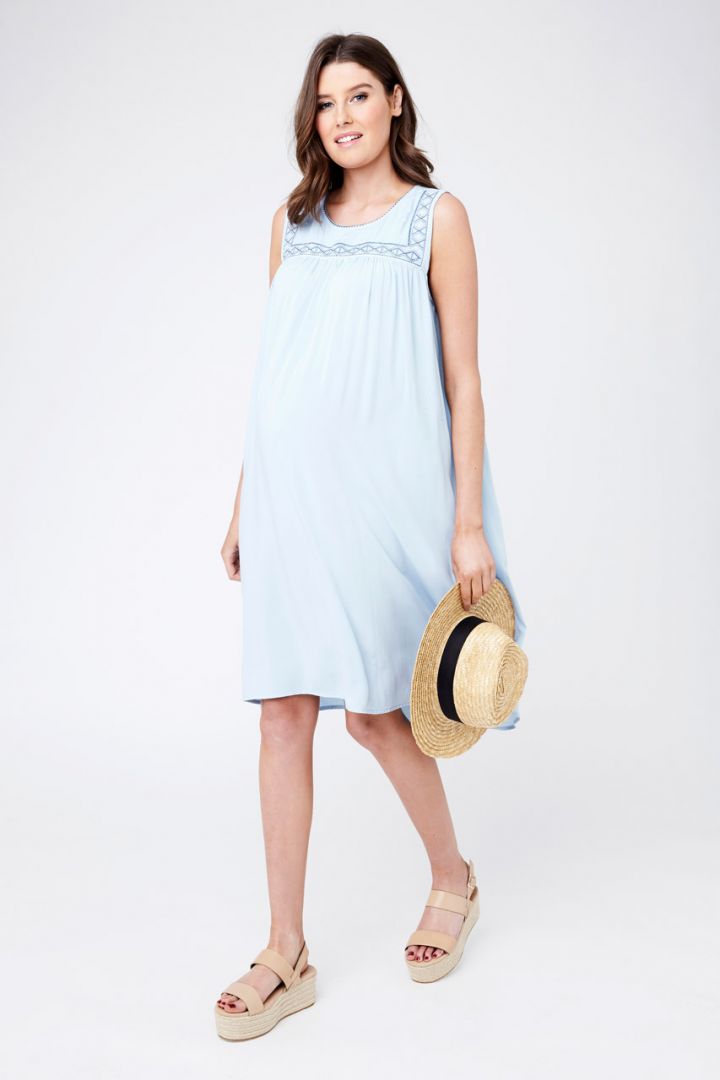 Umstandskleid mit Stickereien blue chambray